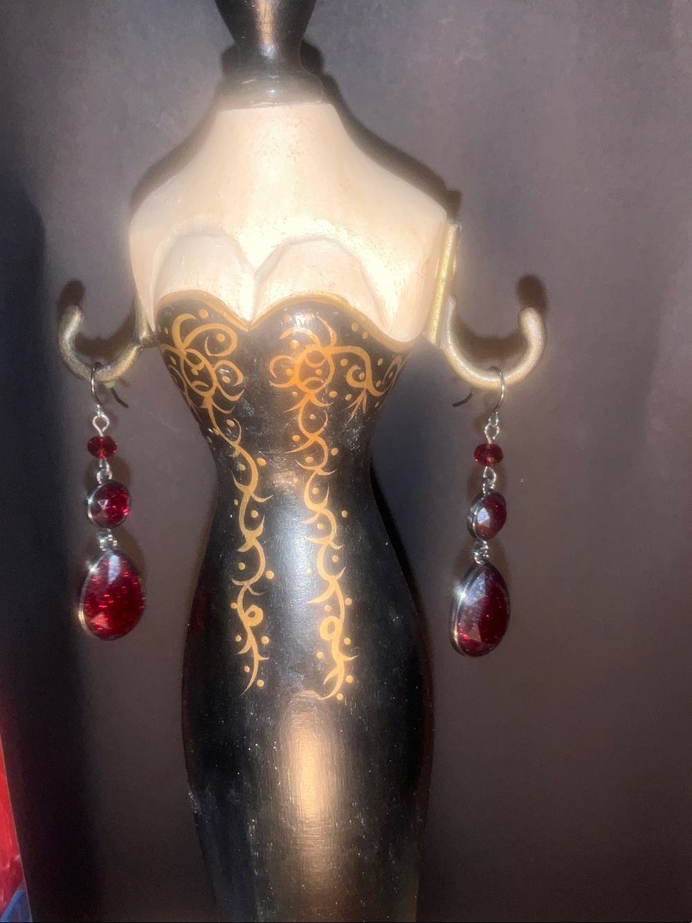 Red Teardrop Dangle Earrings - Elegant Women Jewelry